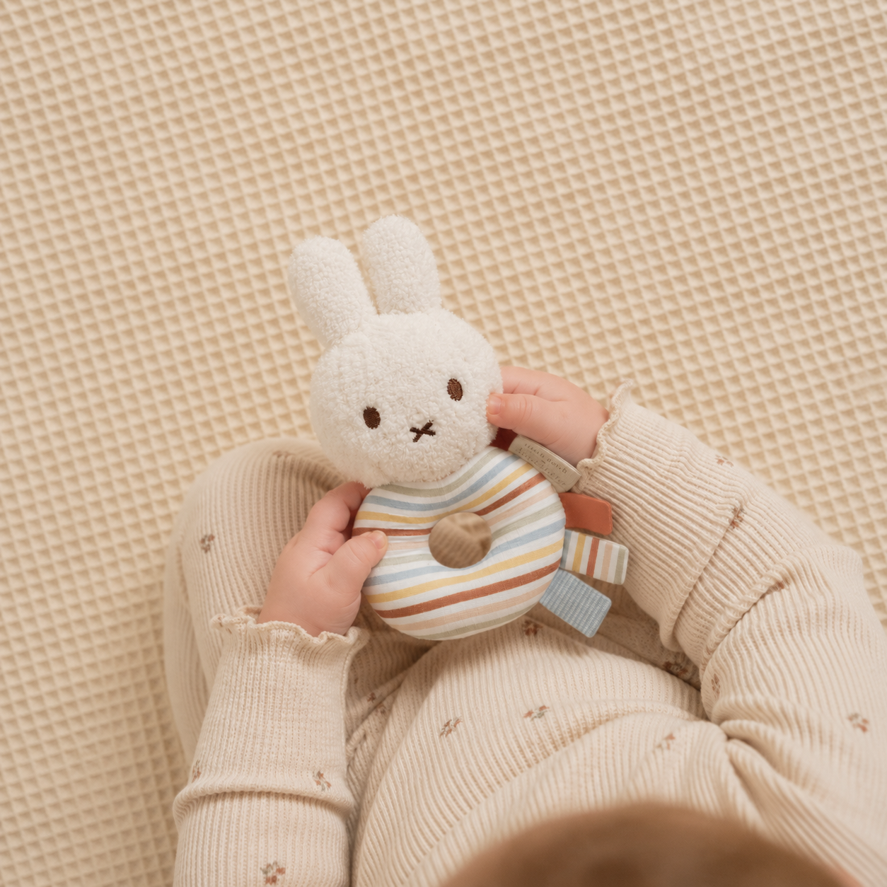Nijntje Rammelaar - Vintage Sunny Stripes